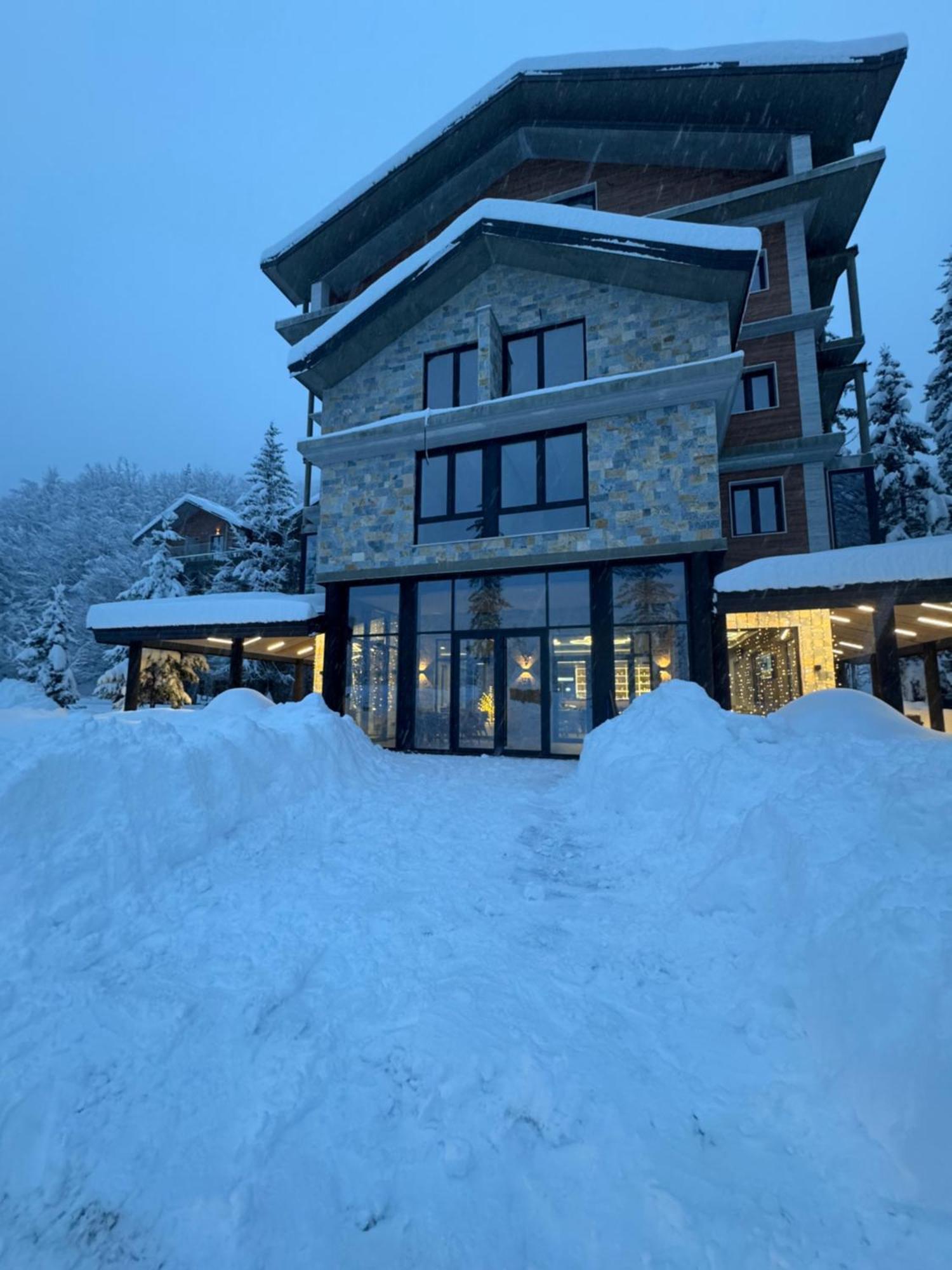 Hotel Fusha E Gjese Valbone Exterior foto